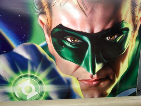 Green Lantern photo reposted by The Yale Record college humor magazine.