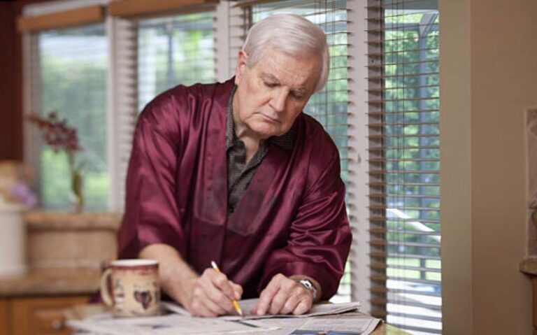 How to Bond With Your Grandfather So That You May Inherit His Finest Robe